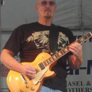 Mature Classic Rock-Blues Guitarist