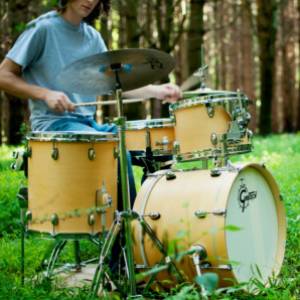 Creative and Grooving multi genre Drummer 