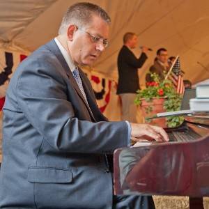 Experienced Southern Gospel Pianist